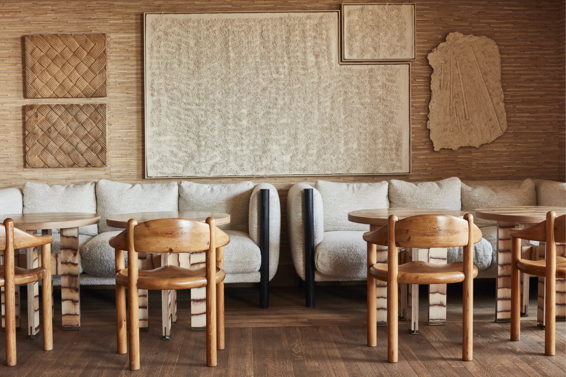 8ed11a2d-190b-4a2b-b94f-3375b7d246d6-1920