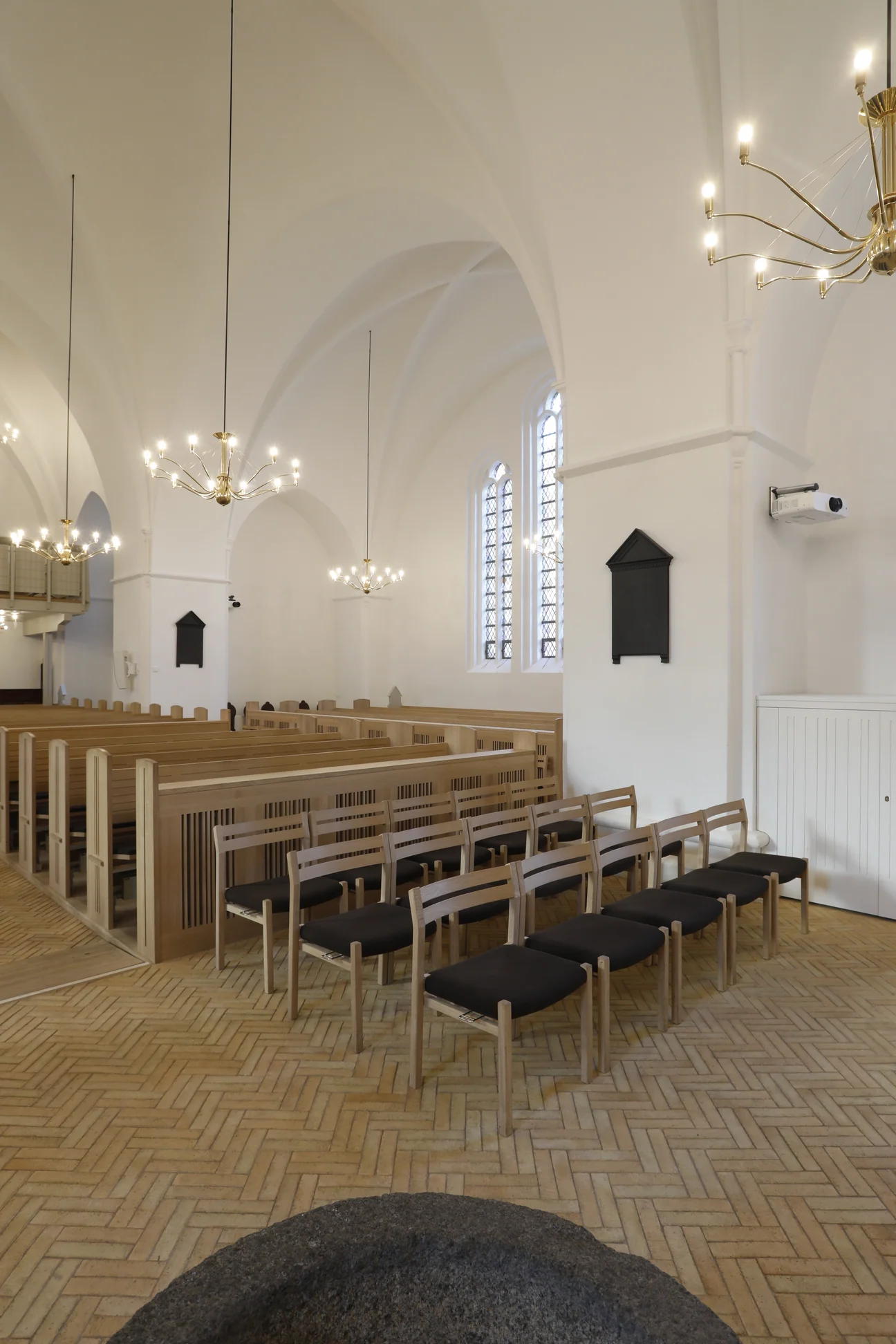 a09adf49-2227-4f5c-85e1-2105b20cbe63-1296x