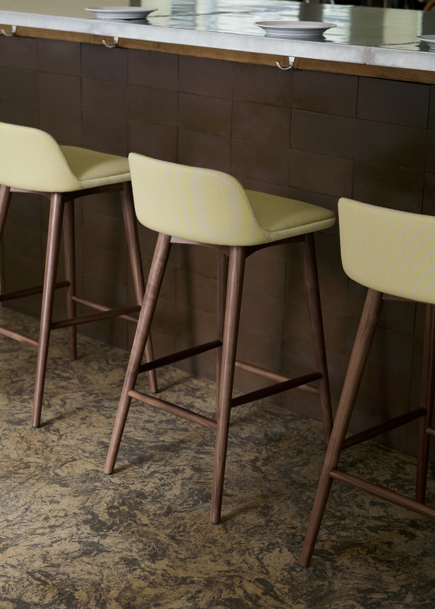 atd-contract-2026-rely-counter-stool-hw121-02