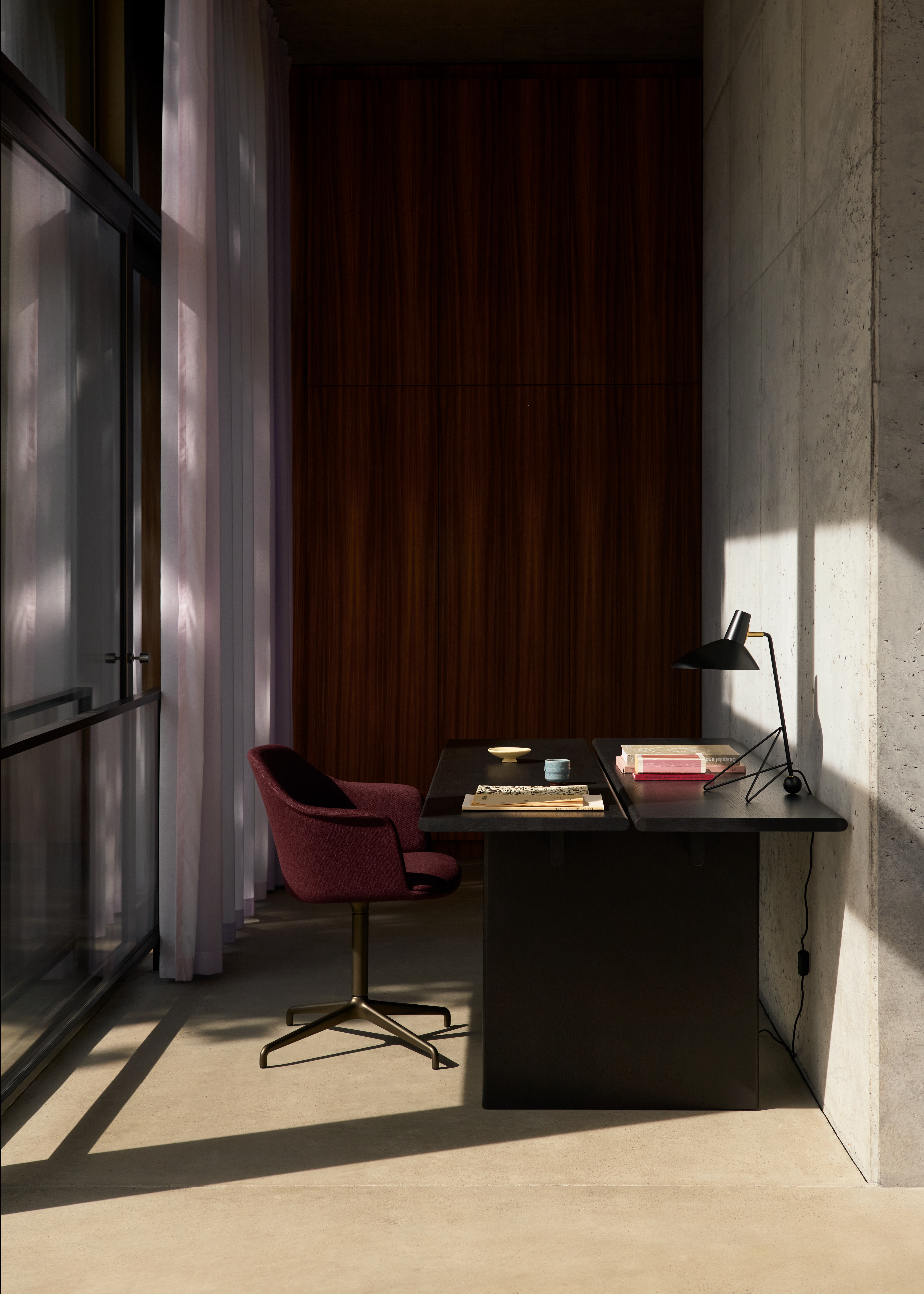 atd-retail-2025-ita-os1-tripod-hm9-rely-hw41