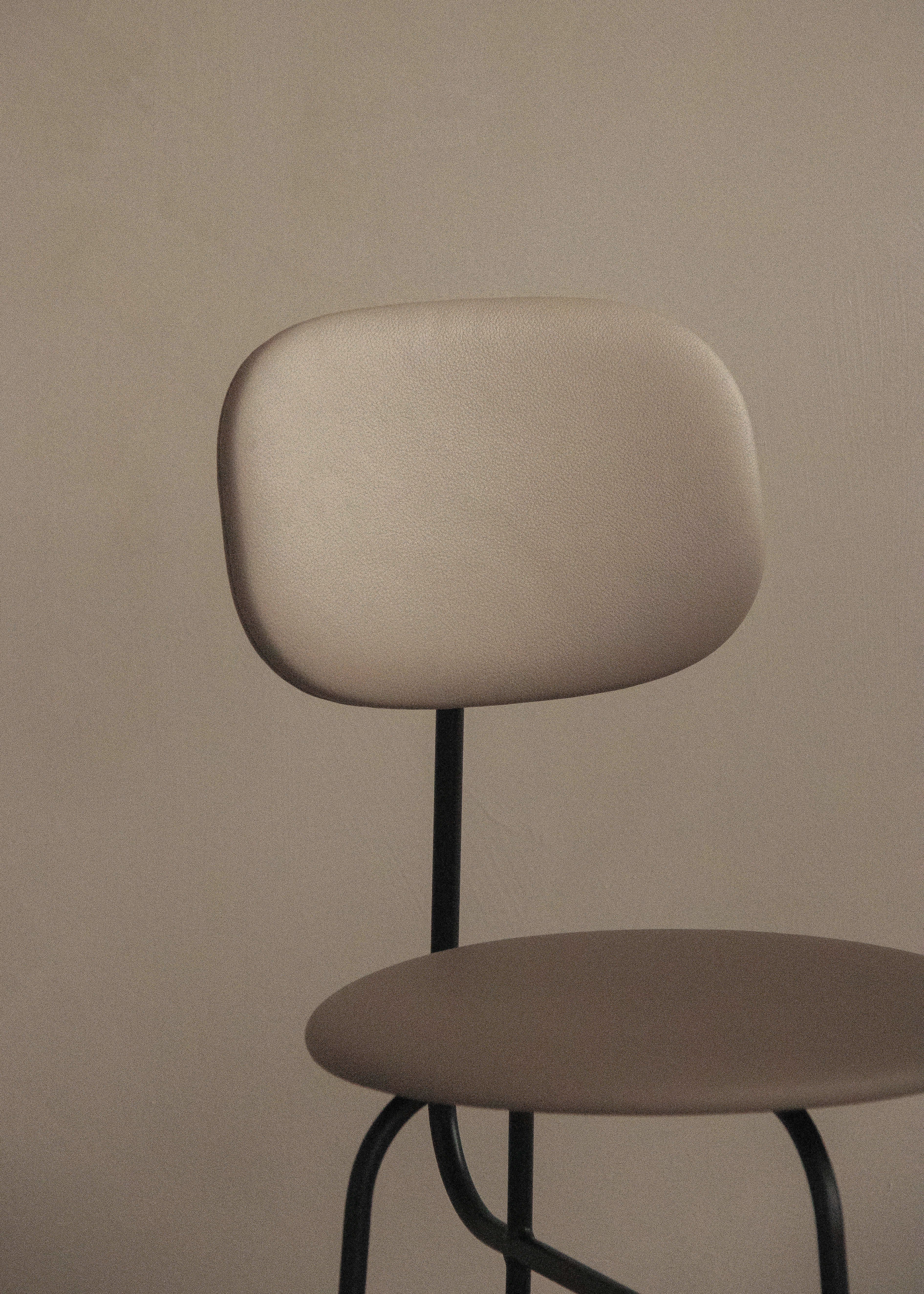 audo-afteroom-counter-chair-plus-34