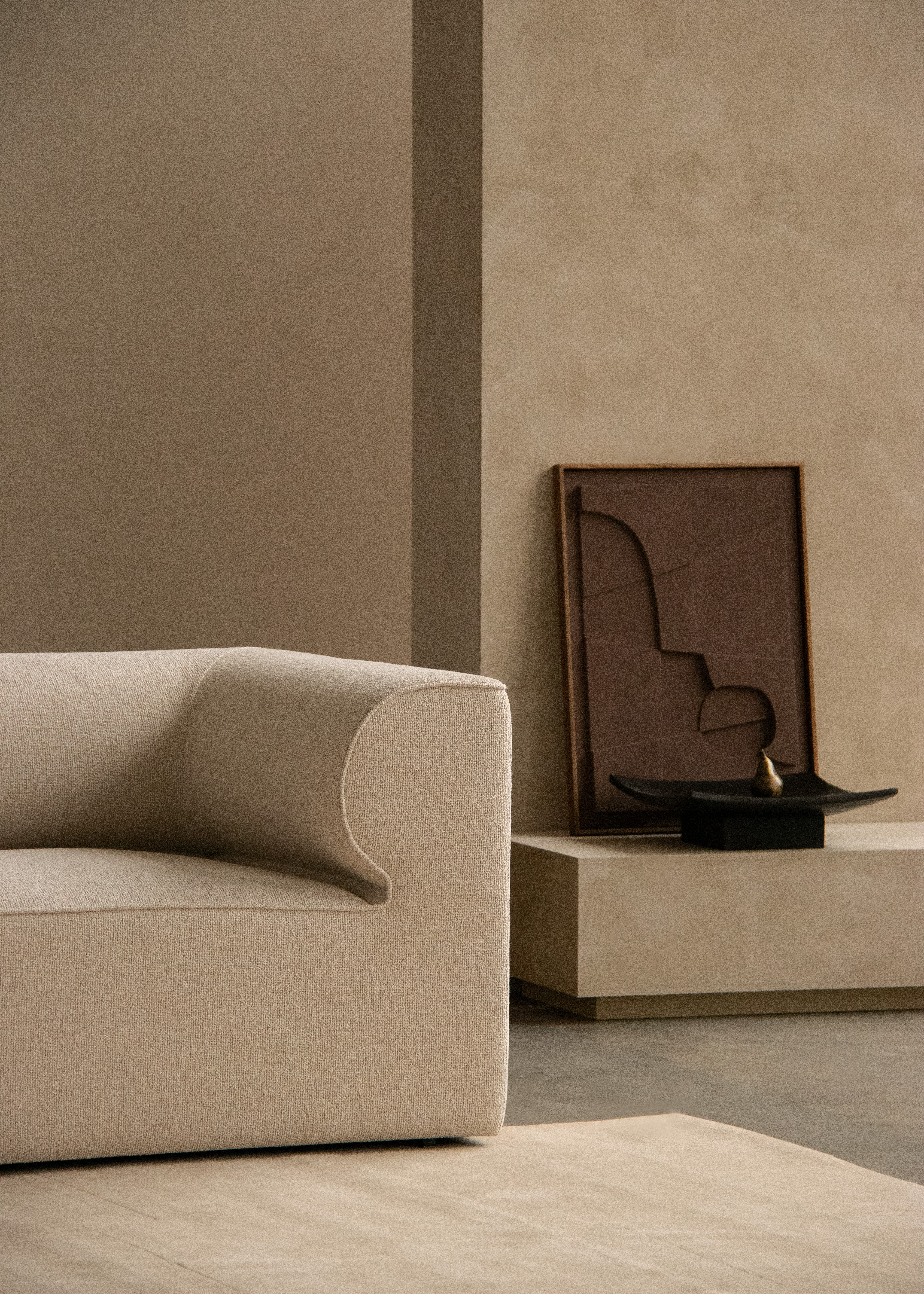 audo-eave-modular-sofa-releve-platter-sentiment-paper-weight-45-1