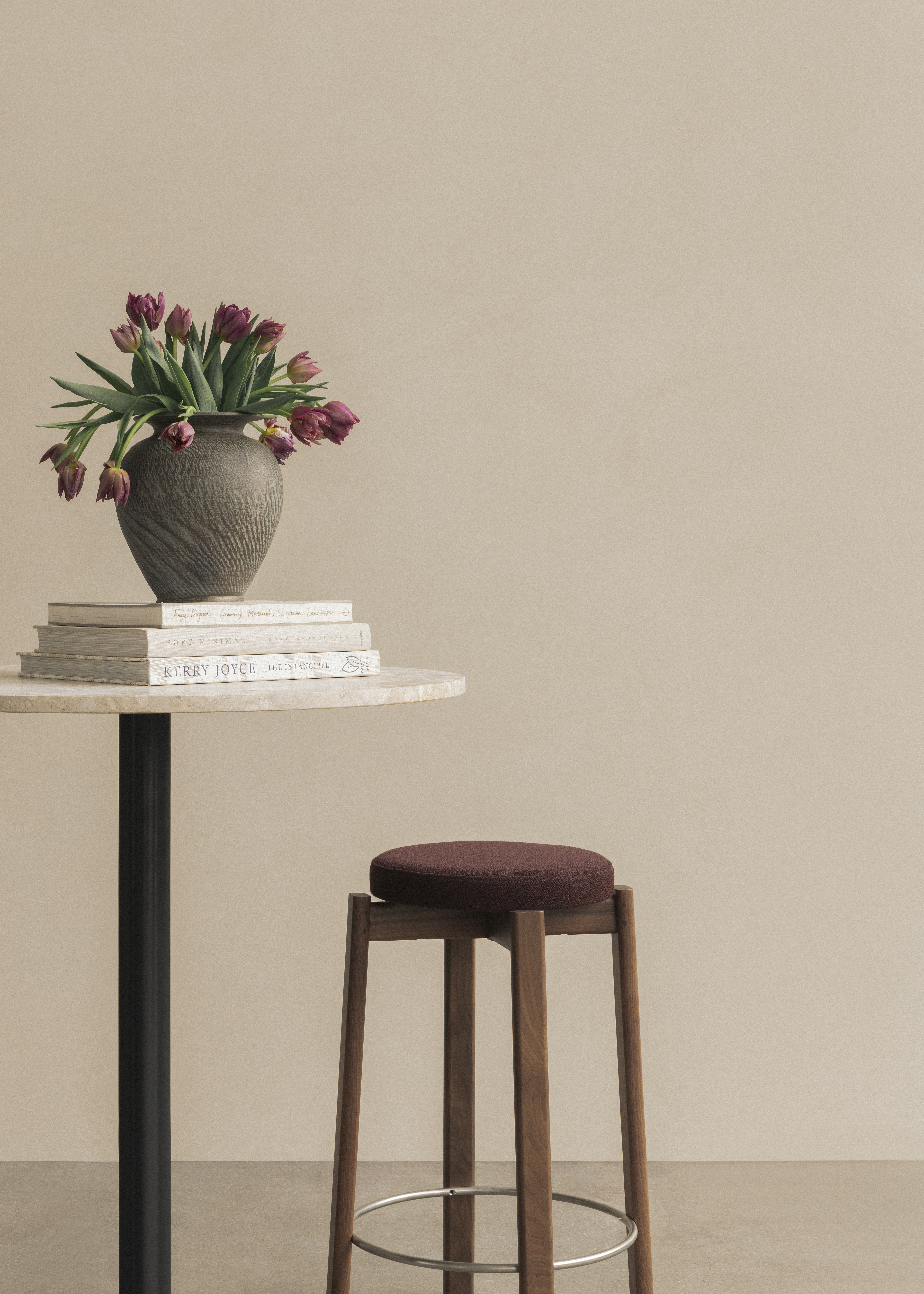 audo-harbour-column-counter-table-passage-counter-stool-34