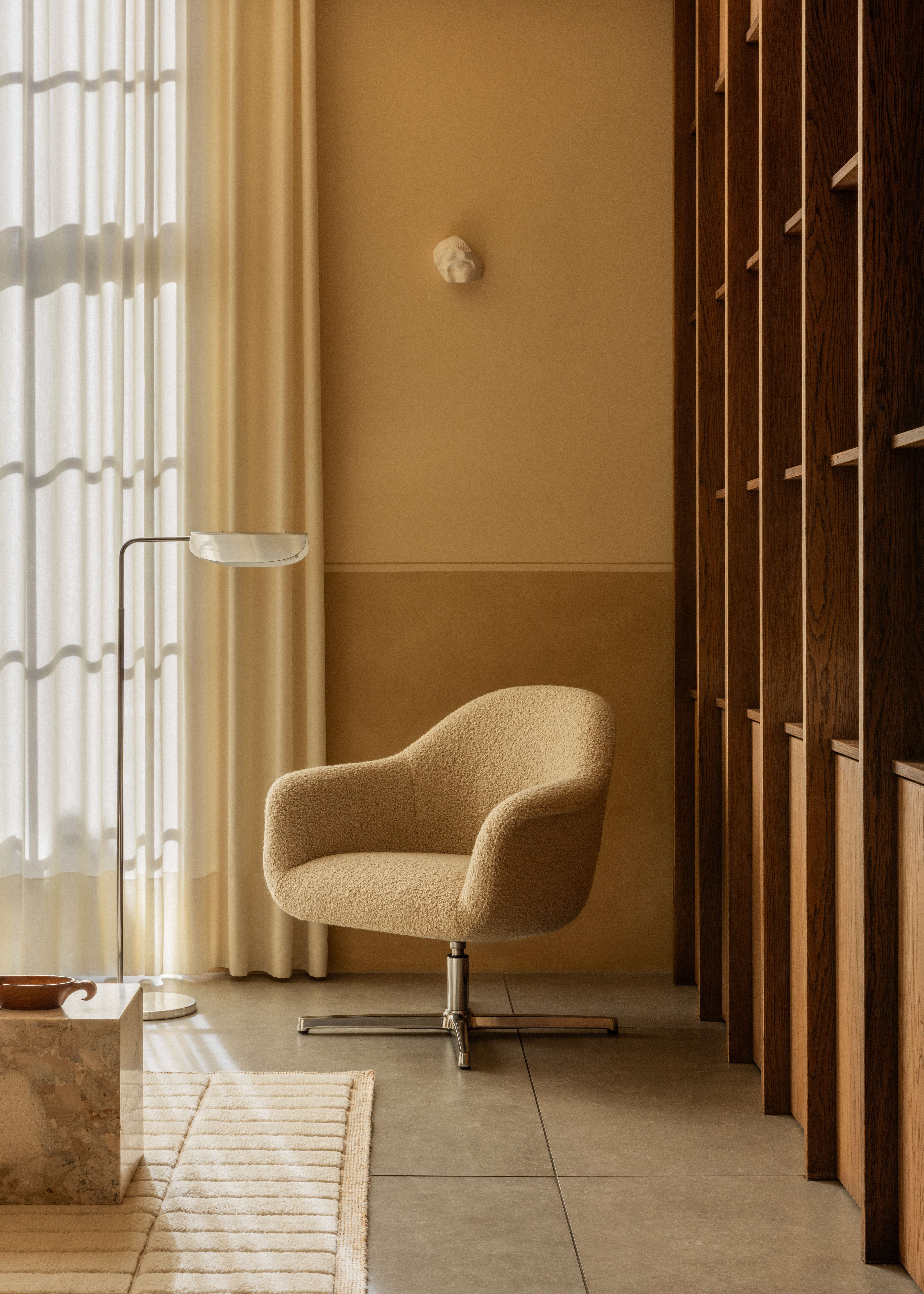 audo-harbour-lounge-chair-swivel-wing-floor-lamp-tile-rug-1