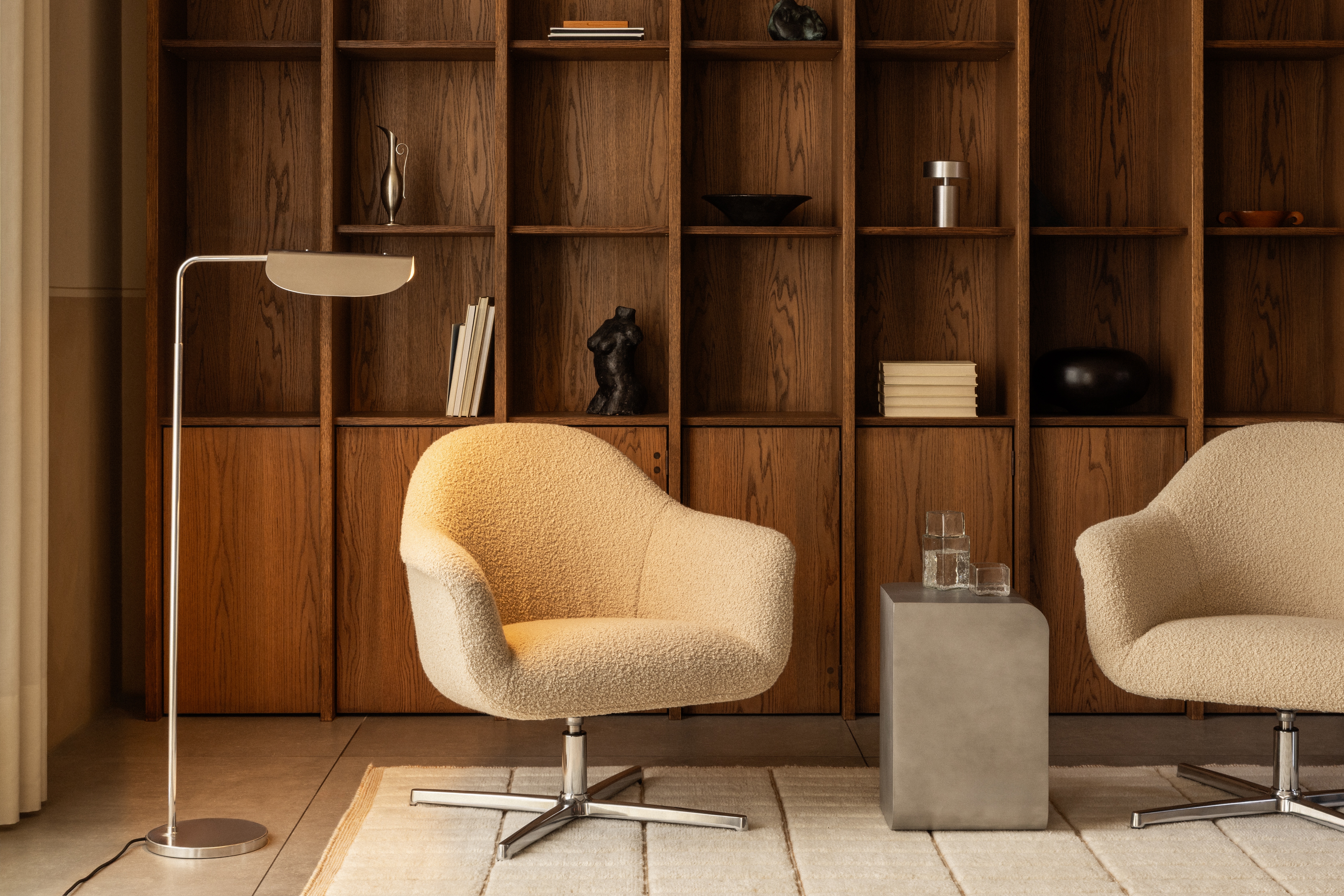 audo-harbour-lounge-chair-swivel-wing-floor-lamp-volume-side-table-tile-rug-column-table-lamp-2