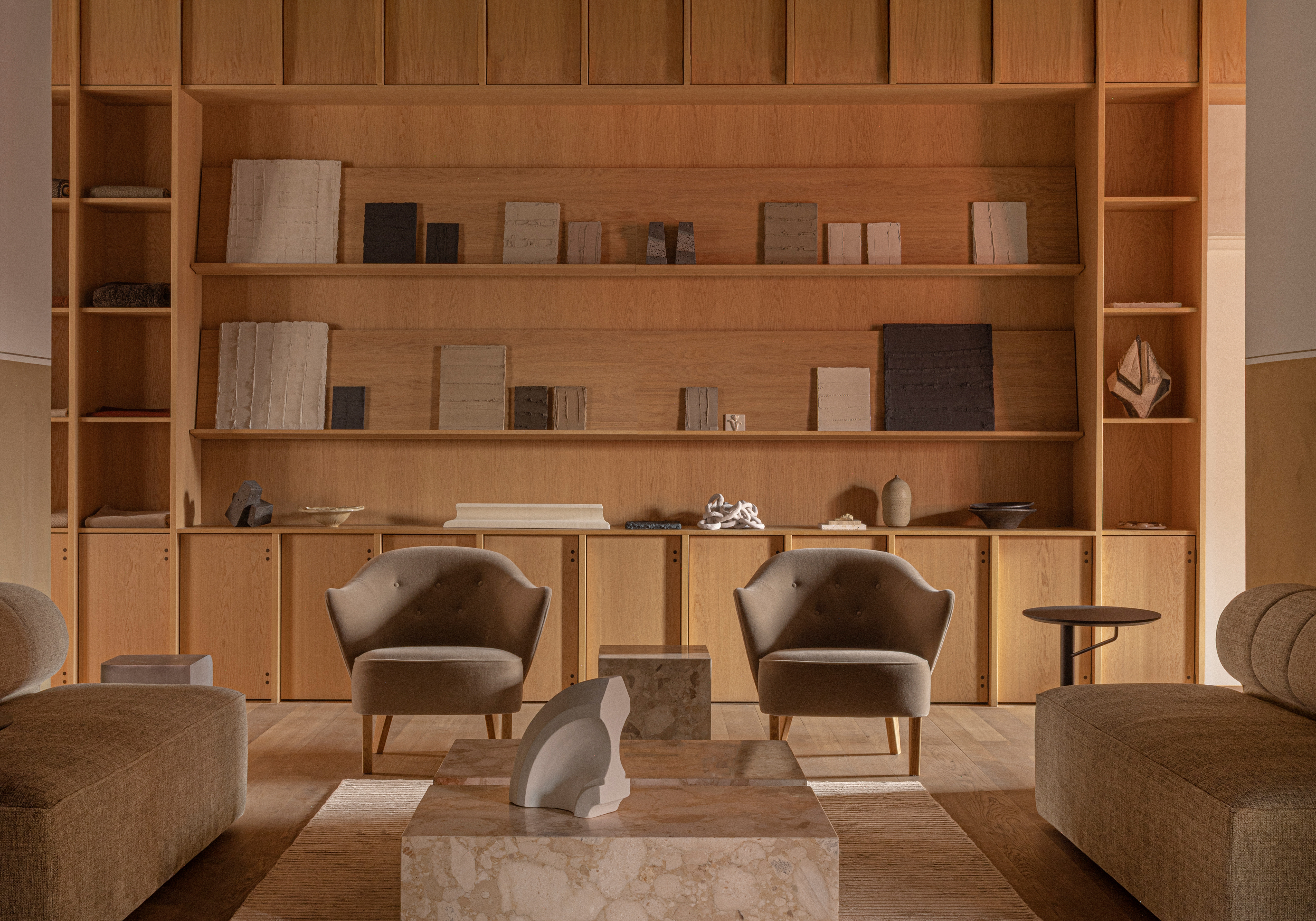 audo-ingeborg-plinth-eave-seamline-branch-volume-houkime-1