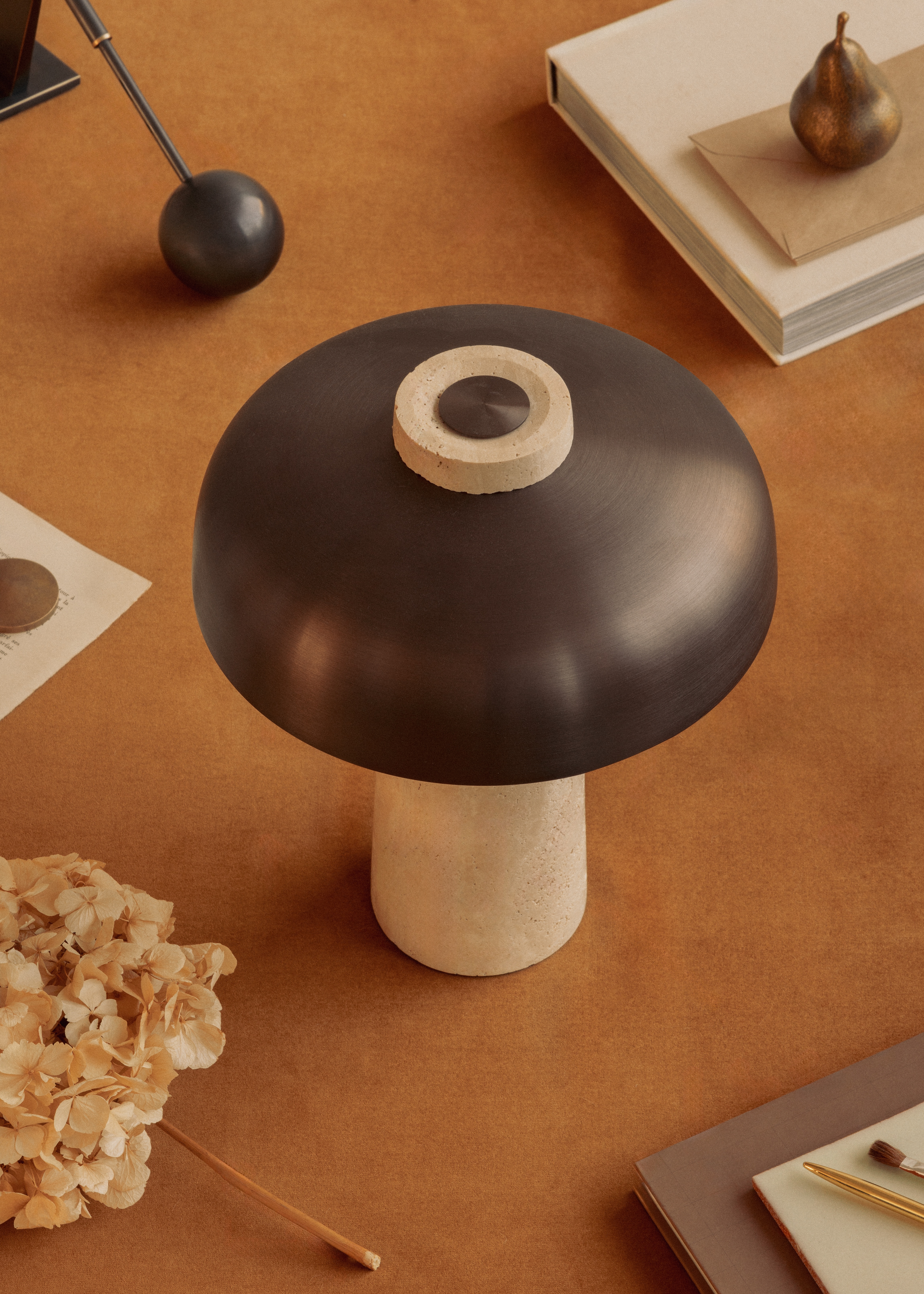 audo-reverse-table-lamp-08