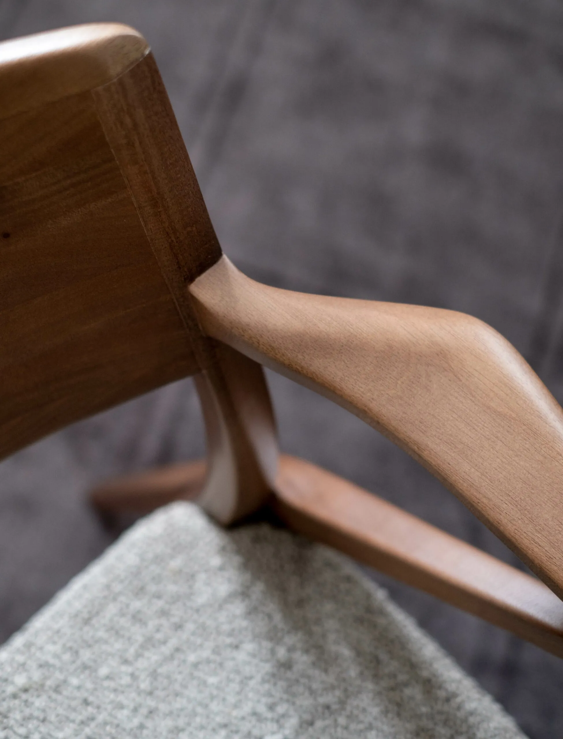 aurora-armchair-2022-2-scaled