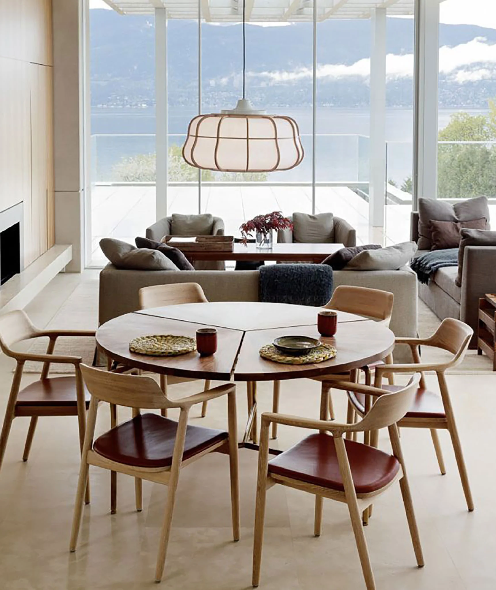 bf-circular-dining-table-08