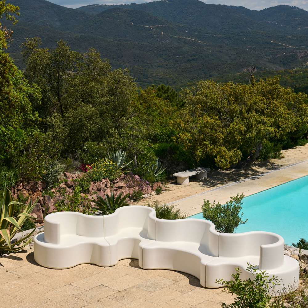 Cloverleaf Indoor/Outdoor