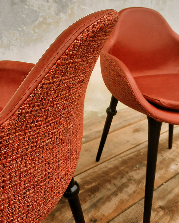 epoque-red-chair
