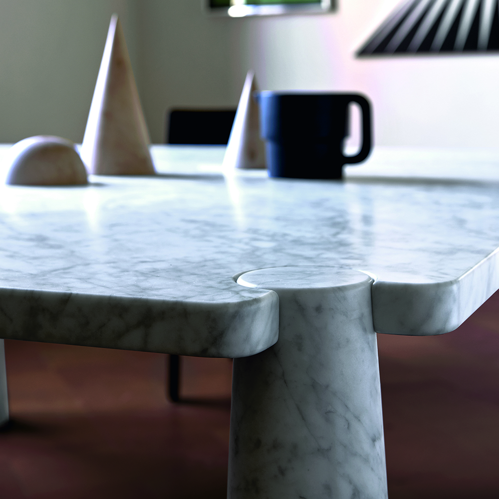 Eros Dining Table