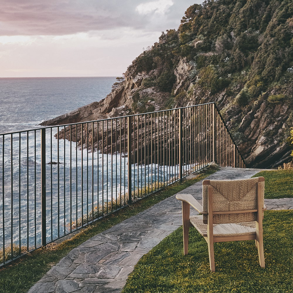 F-Chair Outdoor Lounge