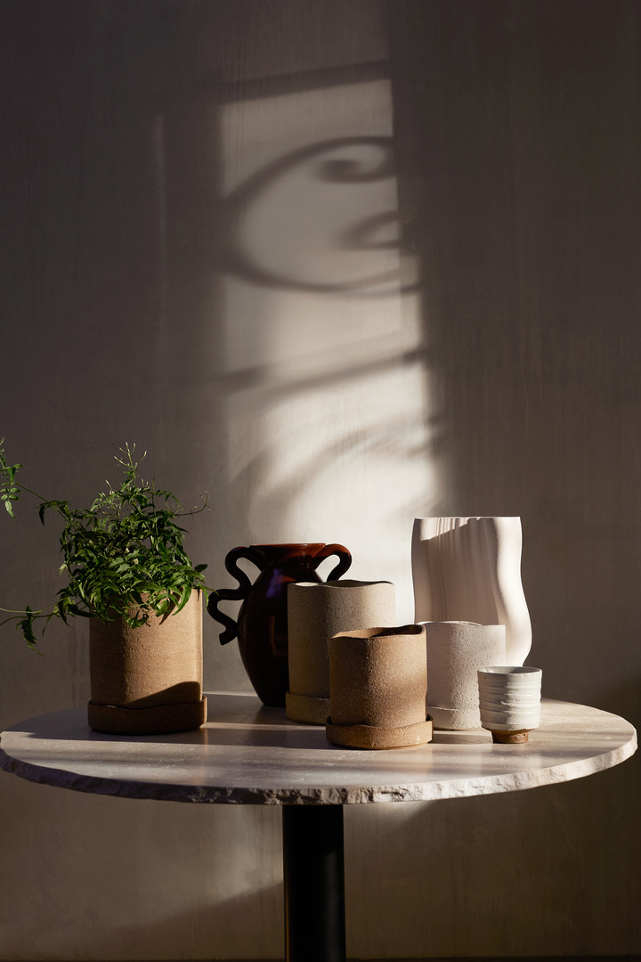 fermliving-ss23-unerupots-1104267316-1104267309-1104267310-1104267317-serenacup-1104266404-image-01