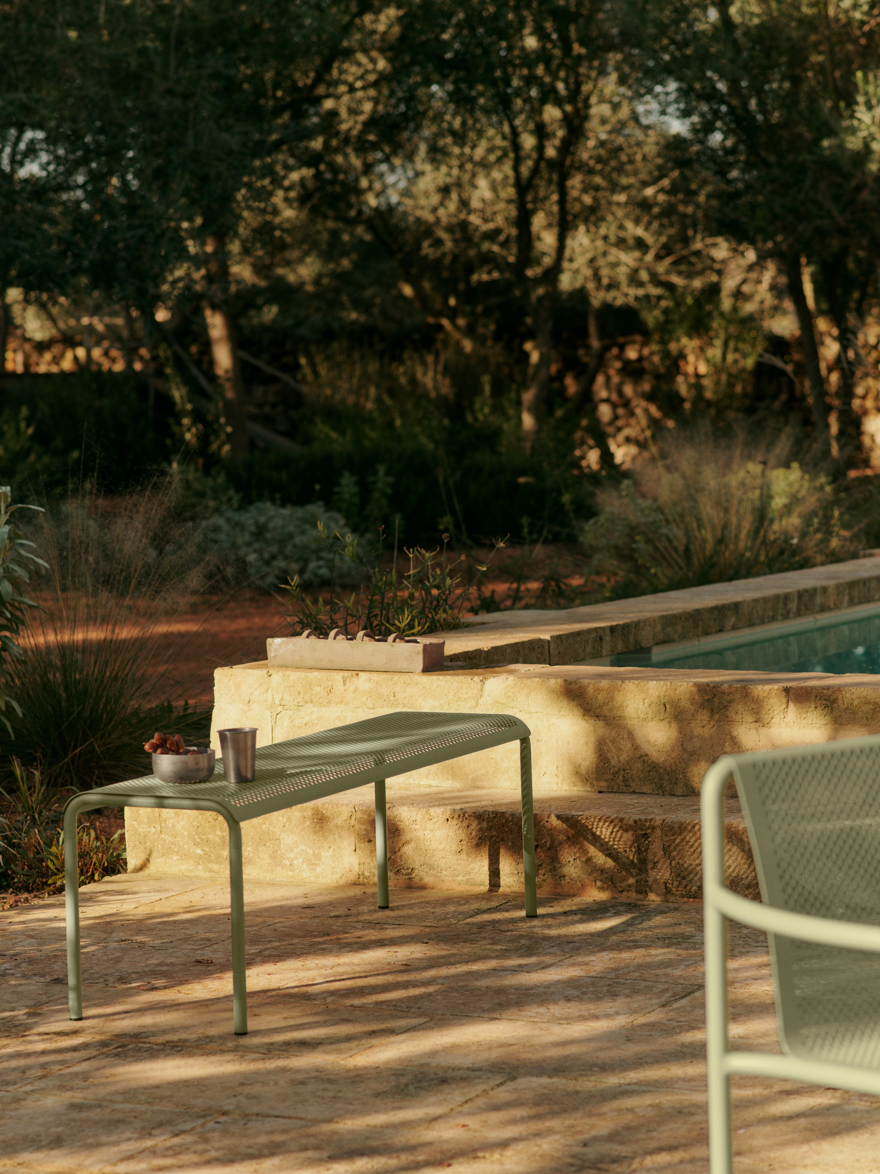 fermliving-ss25-dapplebench-teagreen-1104270681-5