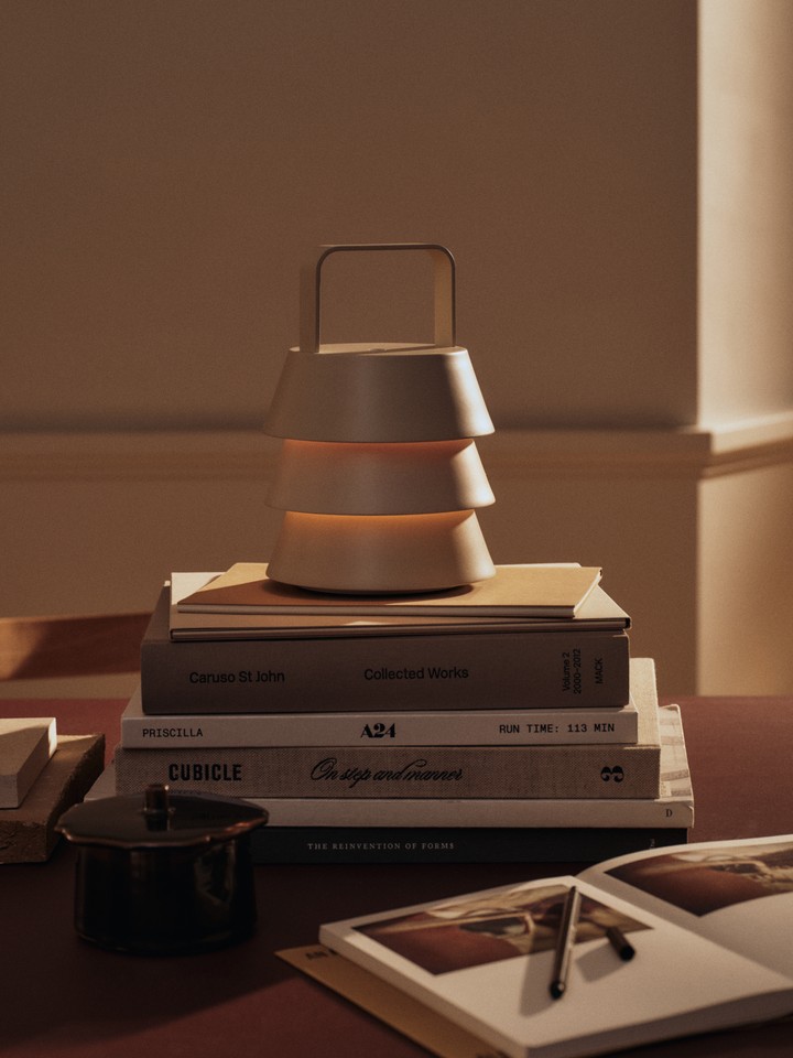 fermliving-ss26-luverportablelamp-1104273493-marnenjar-1104272785