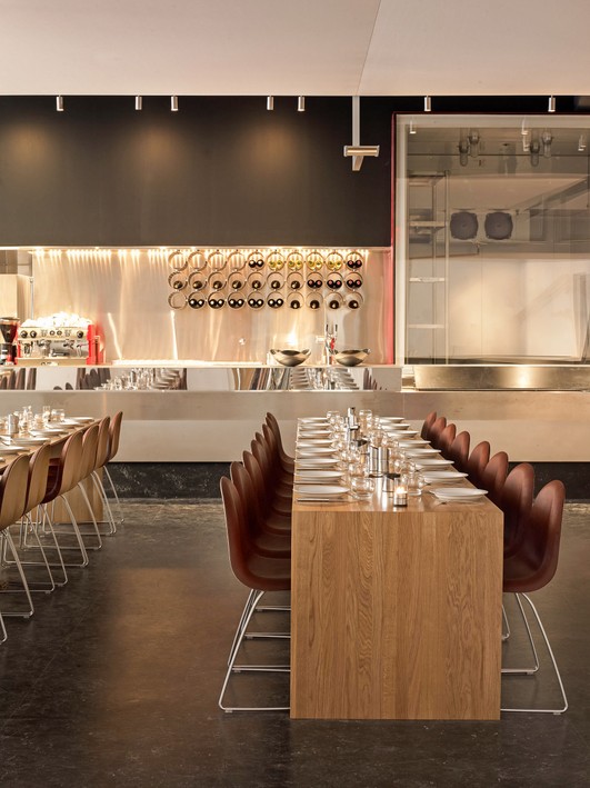 gubi-3d-chair-moma-new-york-05