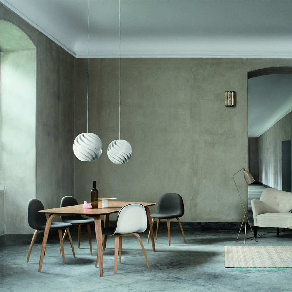 Gubi Dining Table