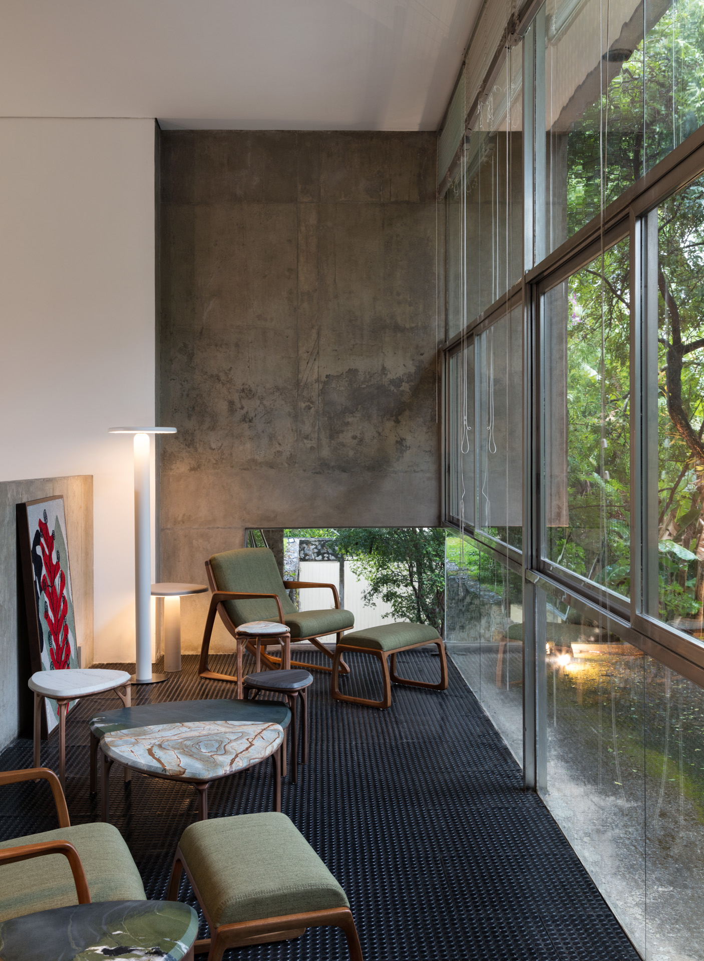 lupita-lounge-chair-environment-29