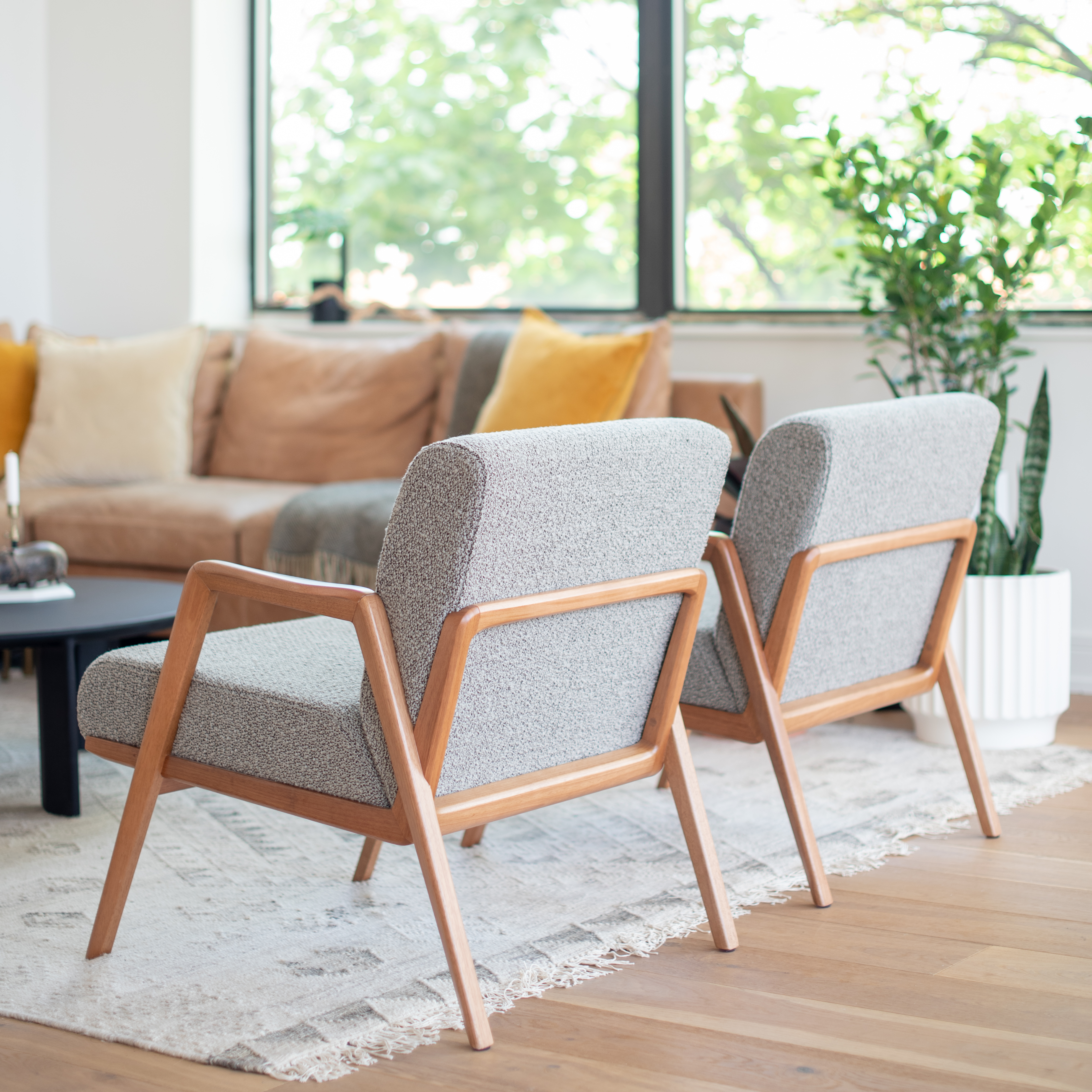 malu-lounge-chair-environment-8