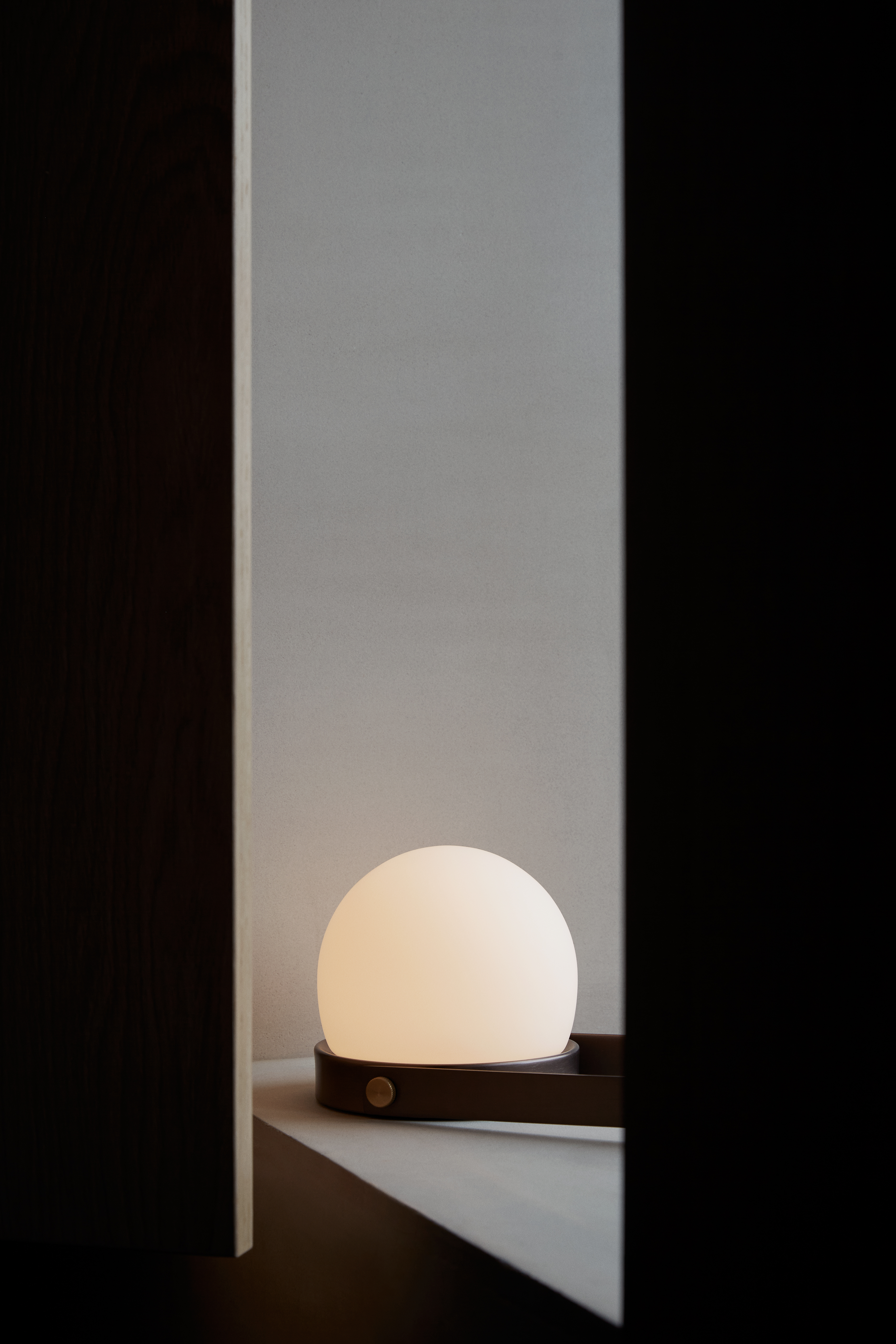 menu-carrie-table-lamp-10