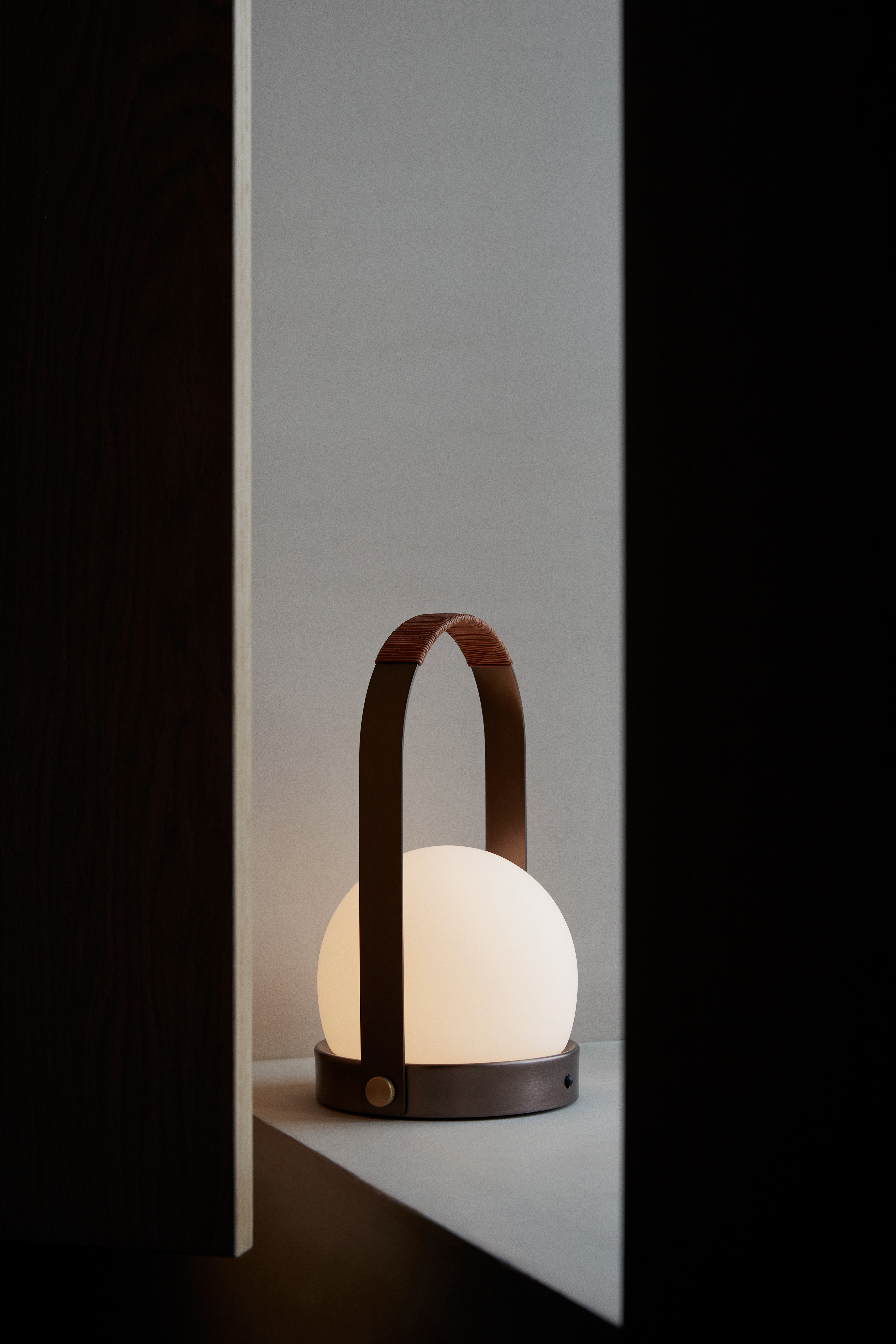 menu-carrie-table-lamp-20