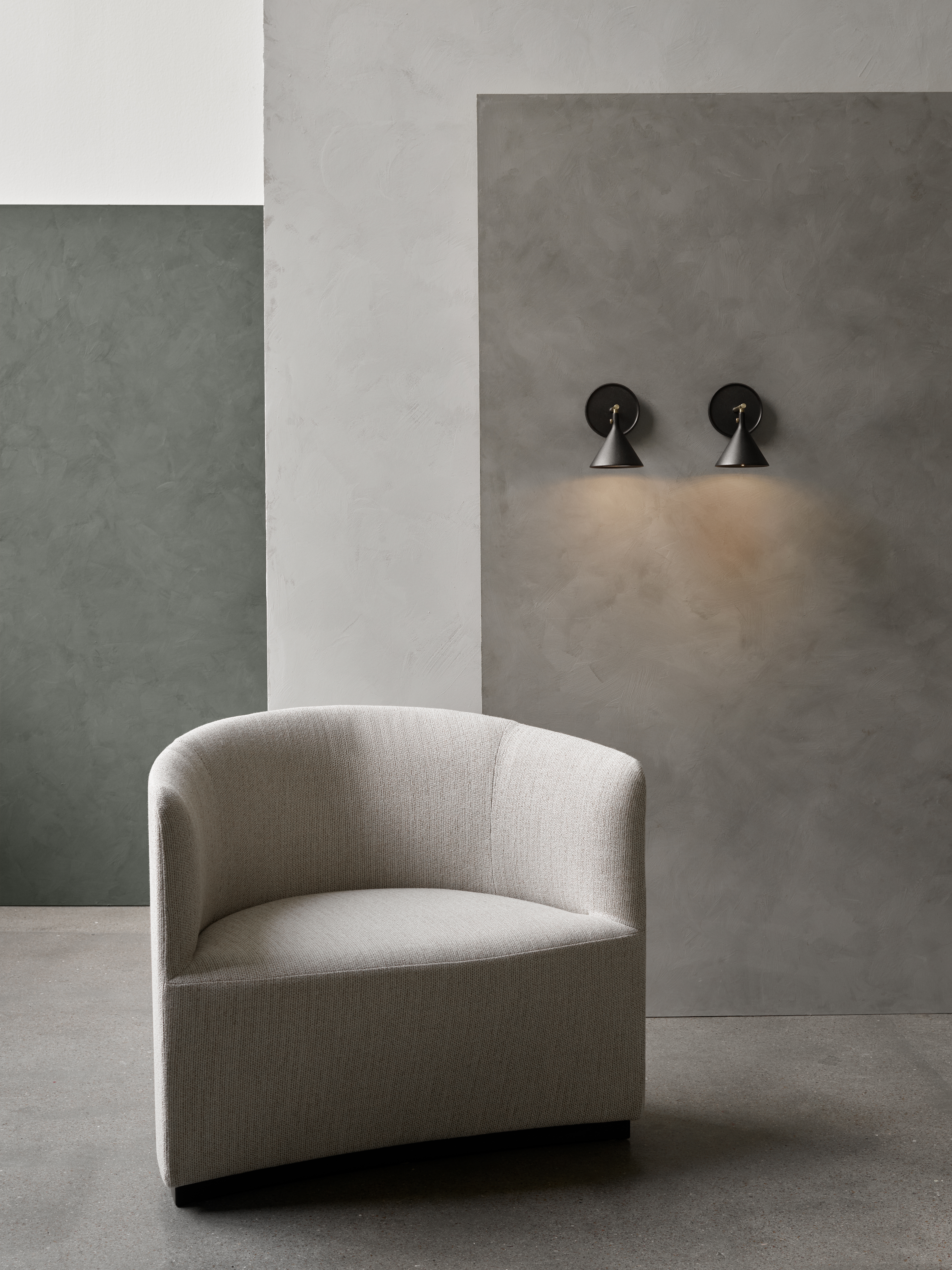 menu-cast-sconce-wall-lamp-tearoom-sofa-2