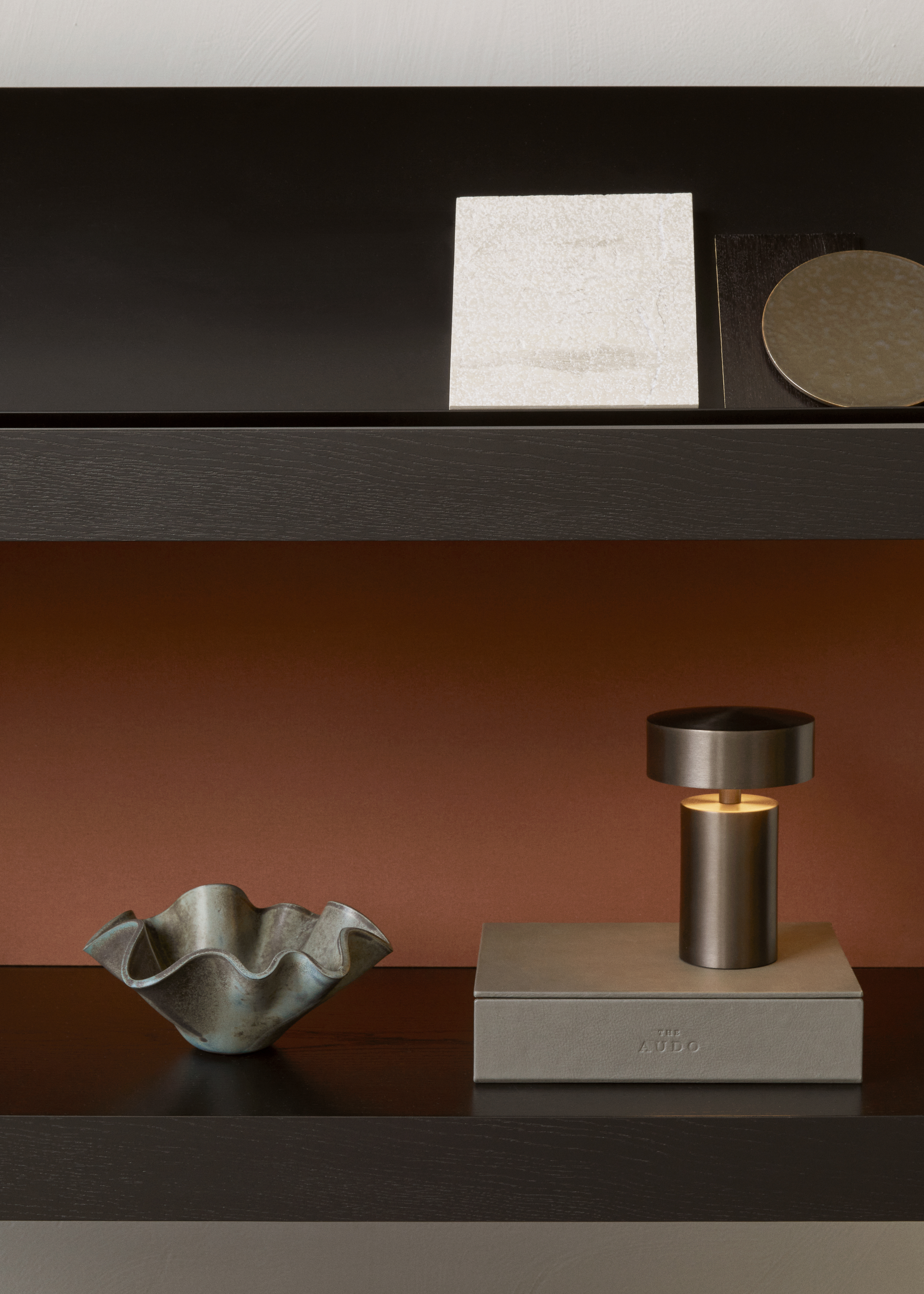 menu-zet-storage-system-column-table-lamp