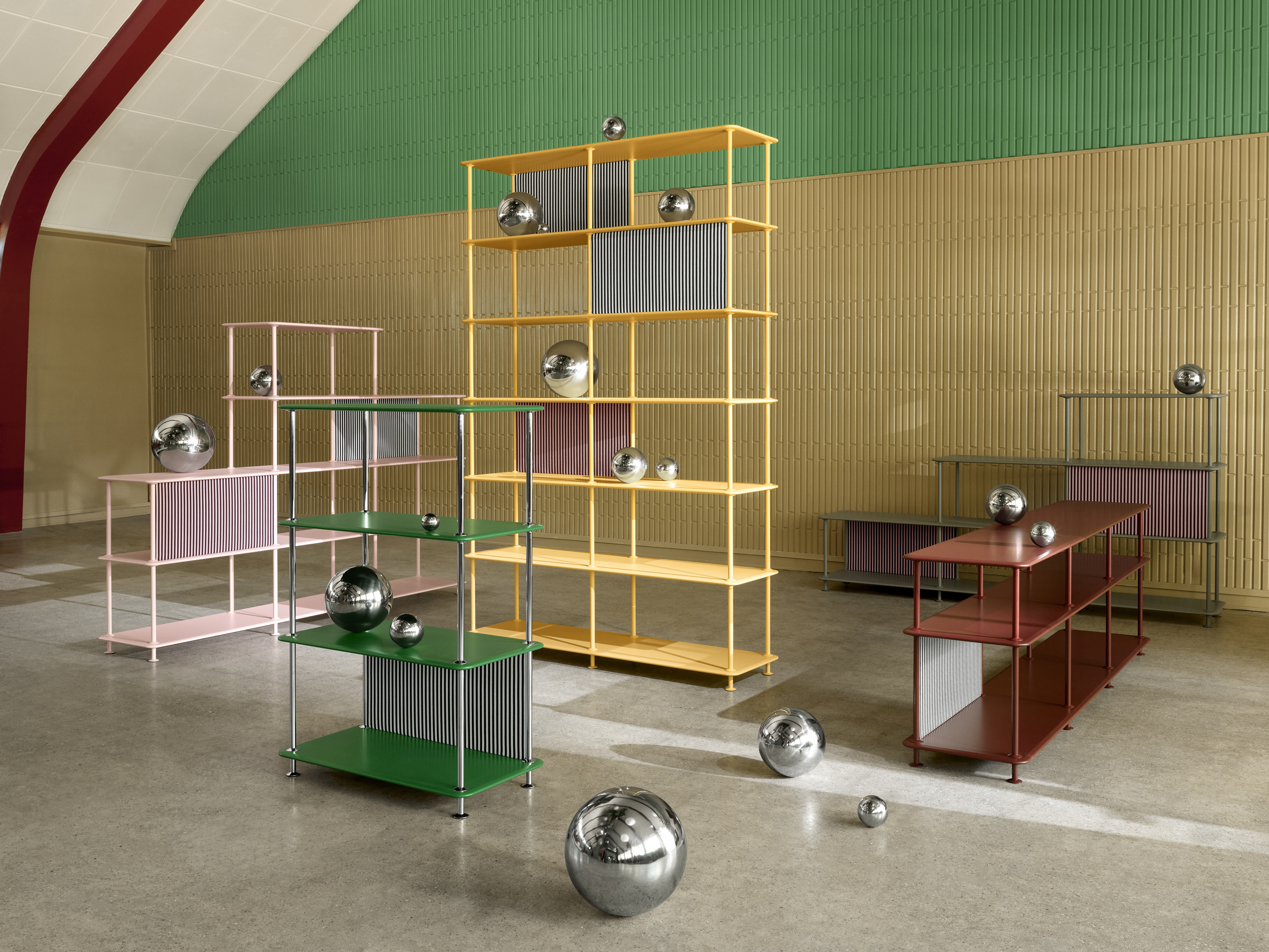 montana-free-shelving-family-ruby-acacia-fennel-masala-parsley-mn-panels-w