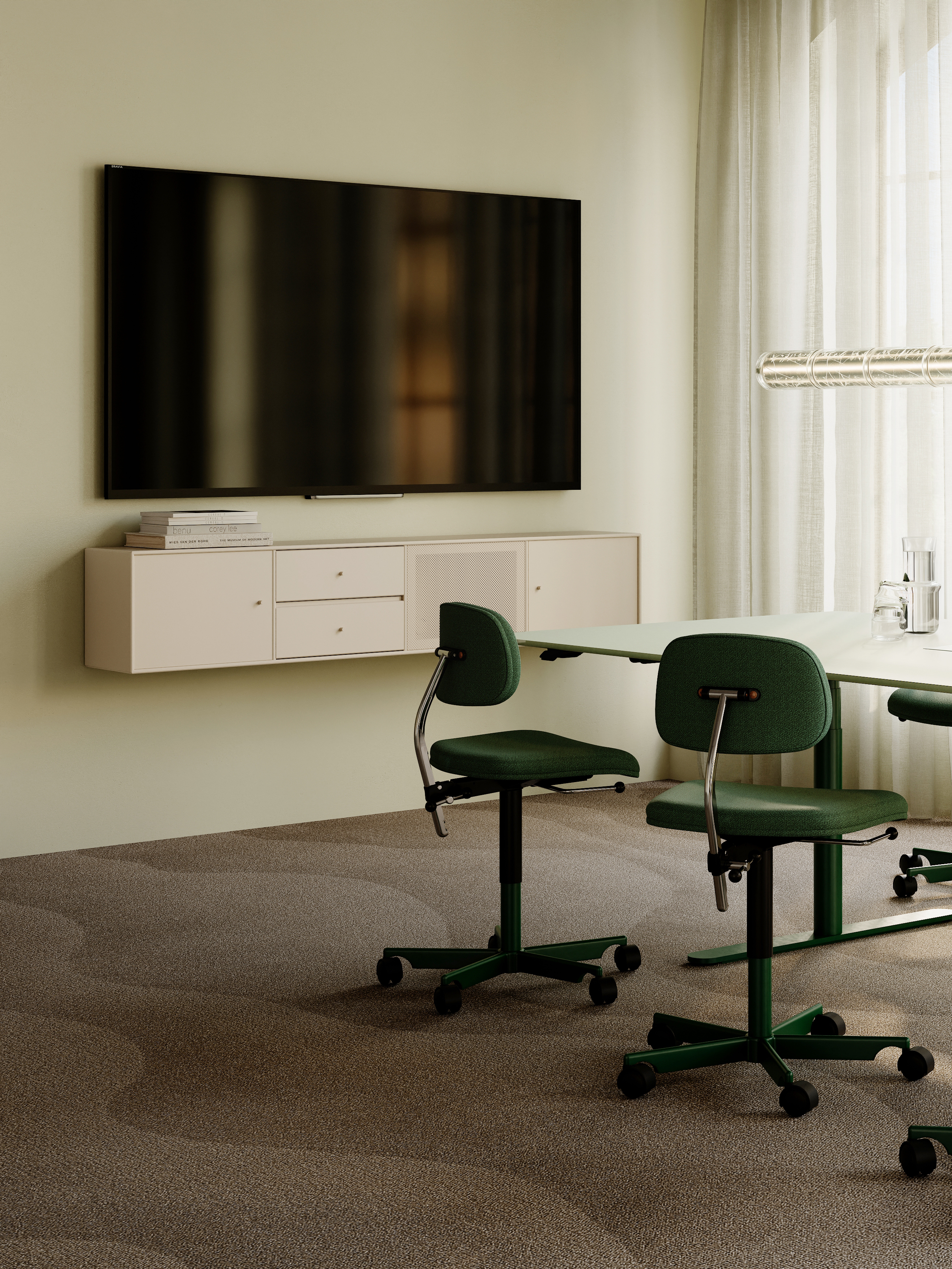 montana-meeting-tvsound01-clay-hilowconferencetable-kevioffice-h