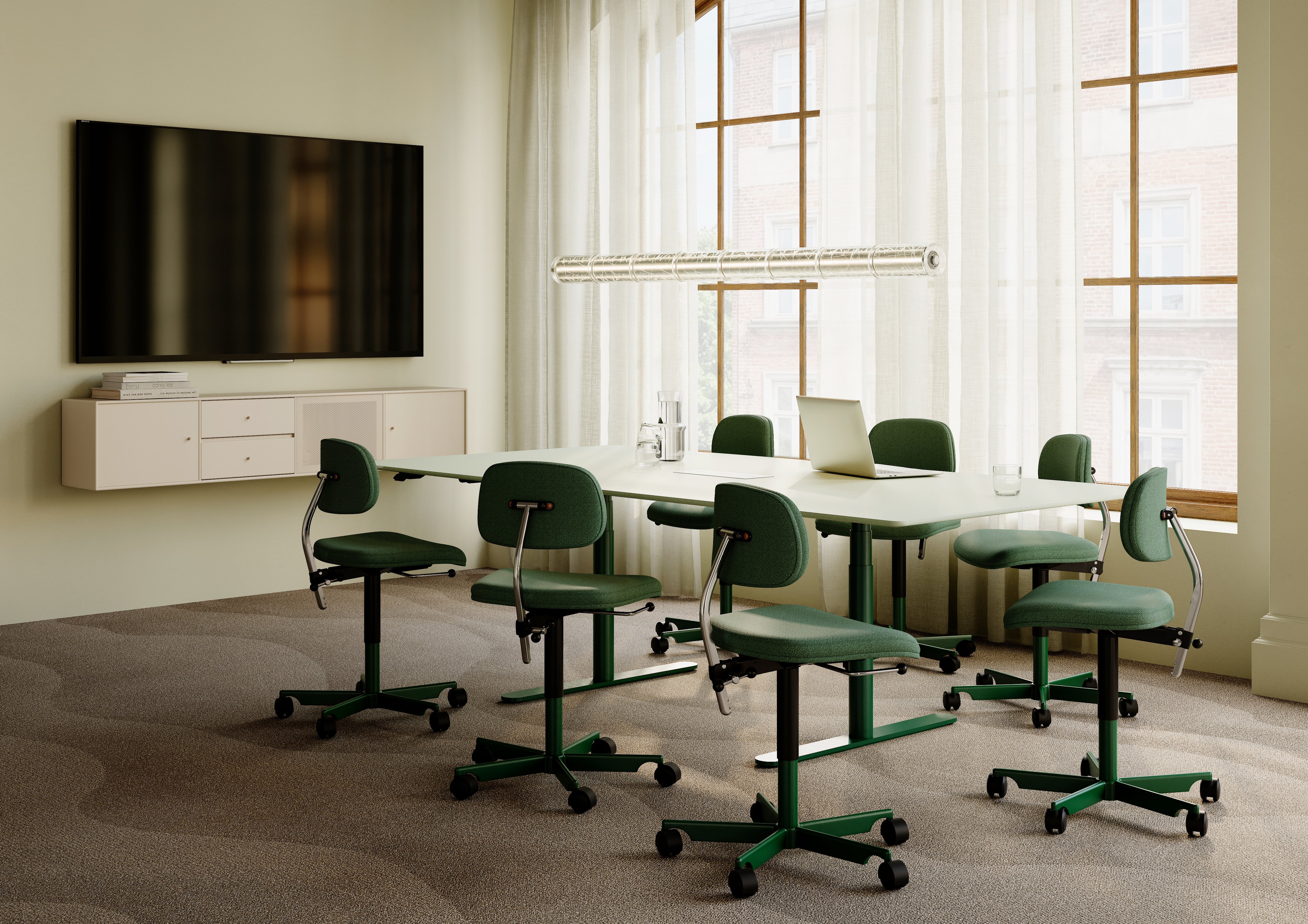 montana-meeting-tvsound01-clay-hilowconferencetable-kevioffice-w