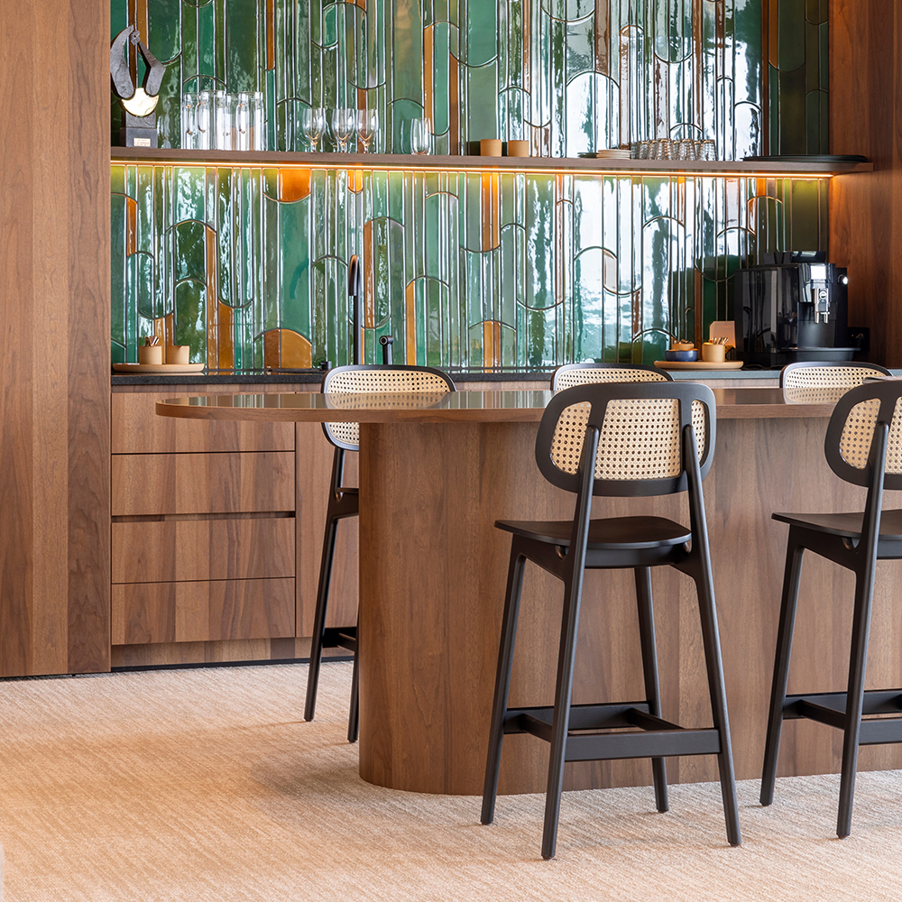 titus stool vincent sheppard