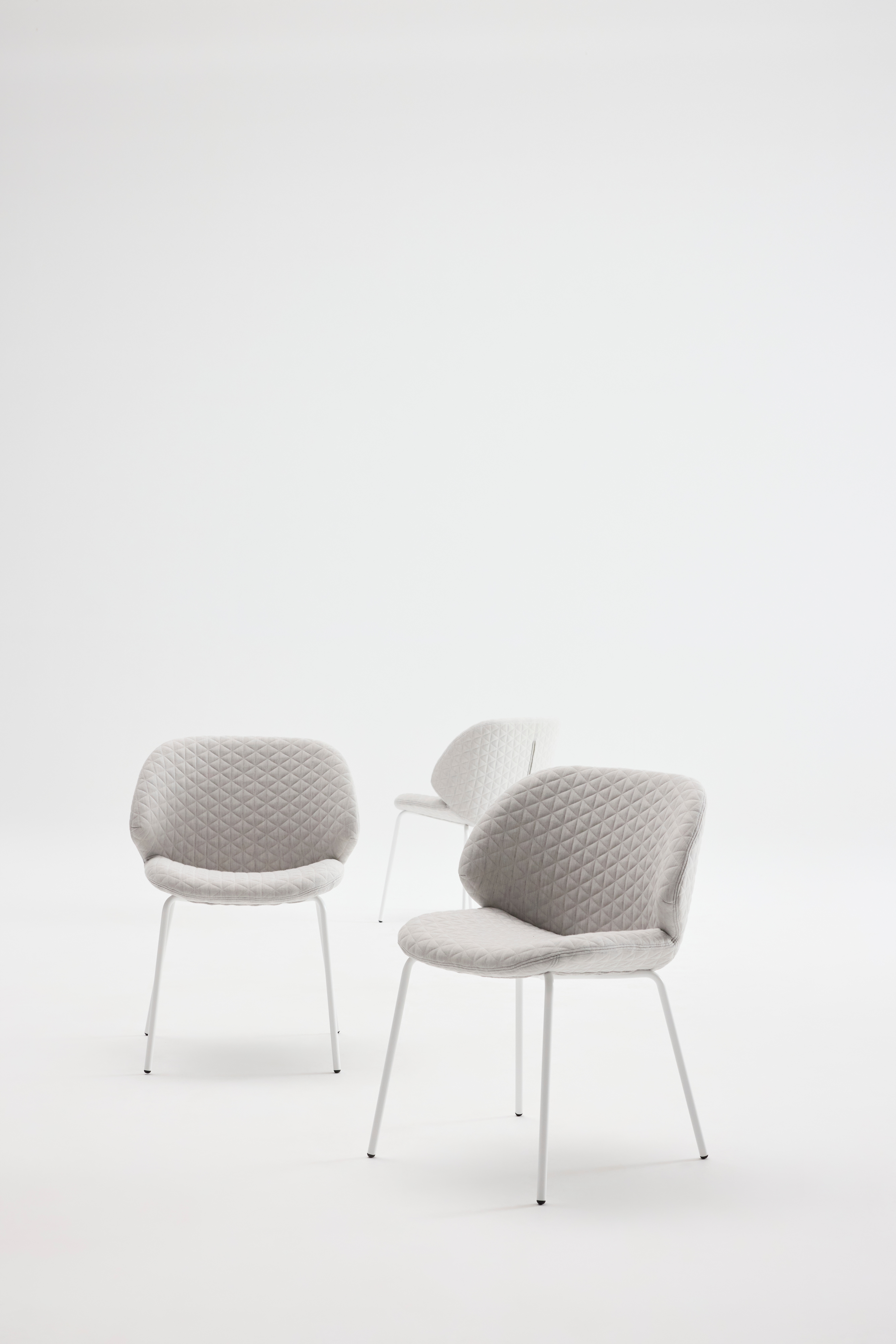 vista-conference-15-993-jc-triangle-122-light-grey-ecru-1