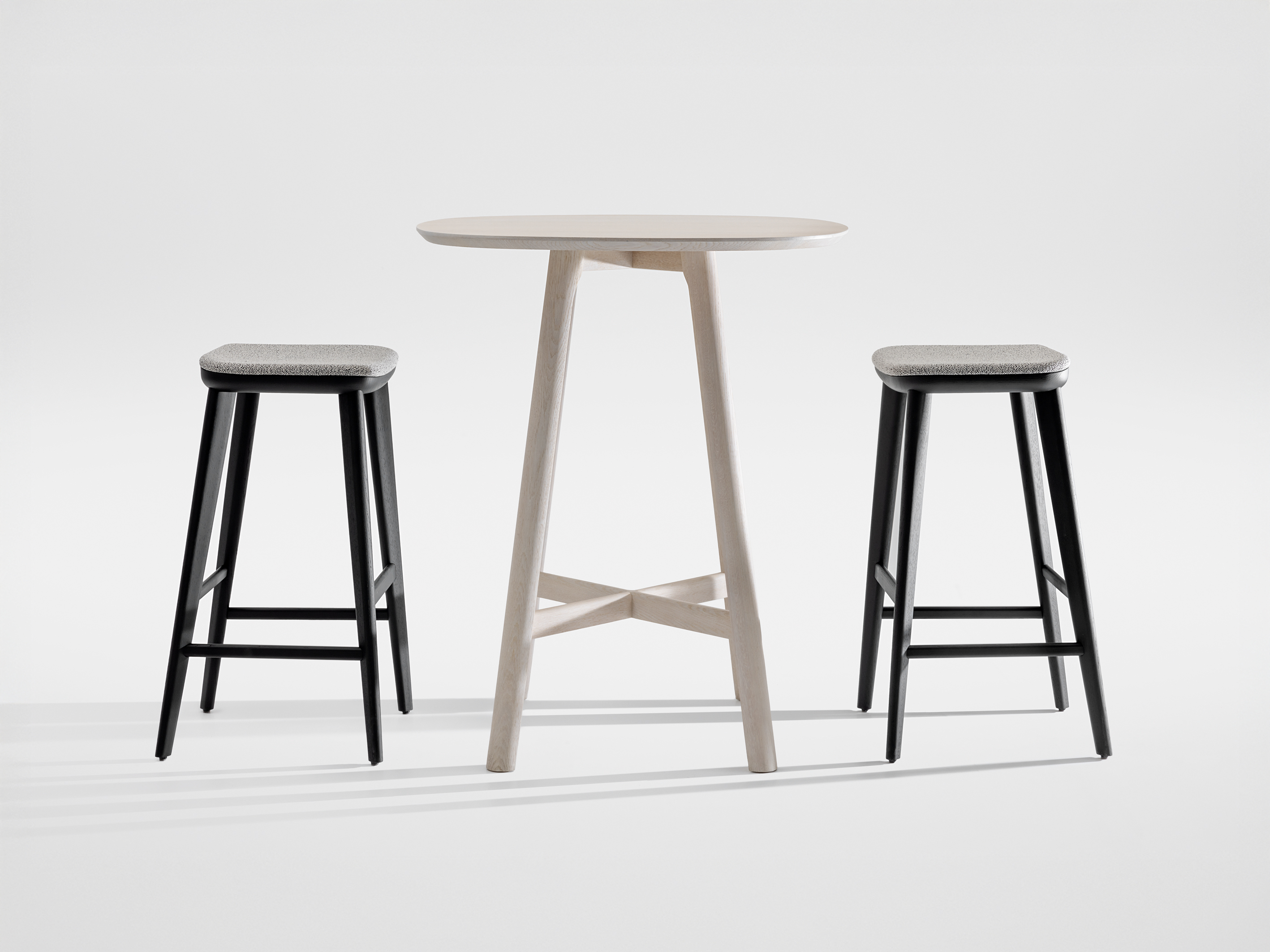 zeitraum-aeon-stool-07