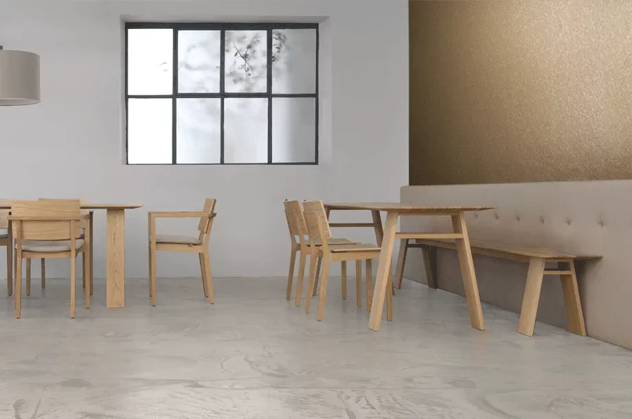 zeitraummoebel-tisch-rechteckig-bondt-massivholz-02-920x610