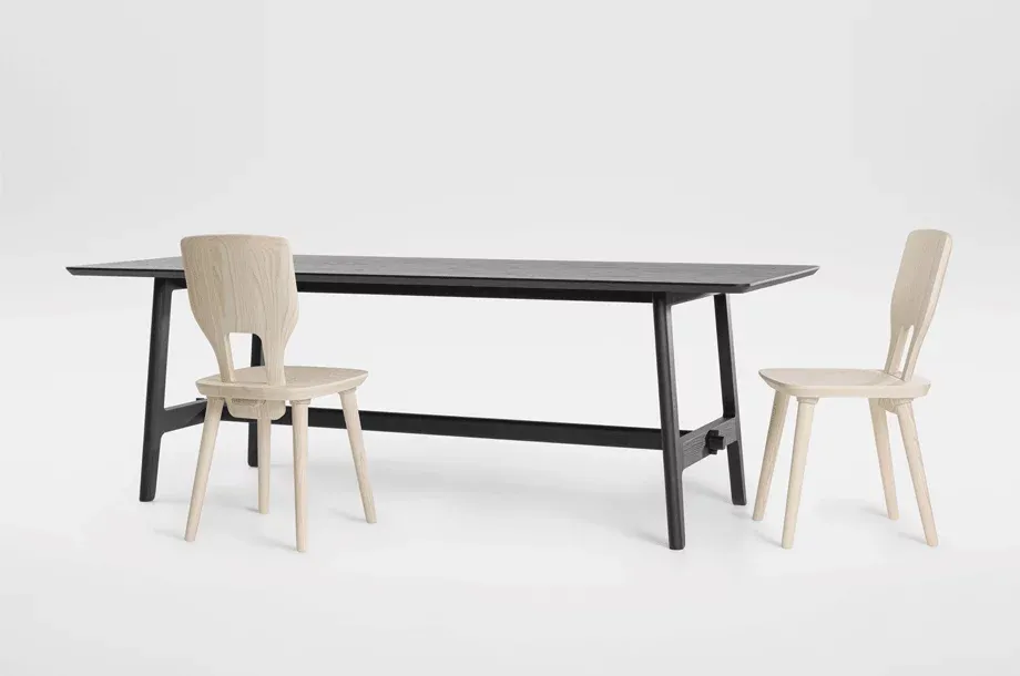 zeitraummoebel-tisch-rechteckig-vnadine-massivholz-17-920x610