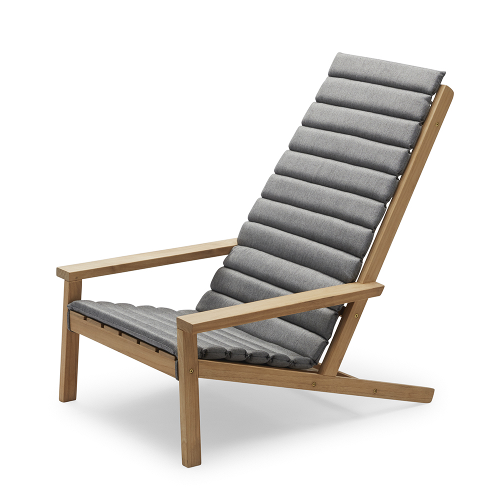 Between Lines Deck Chair