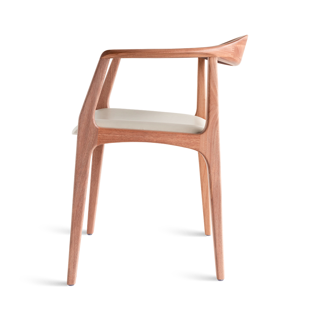 sossego-julieta-armchair-side-1