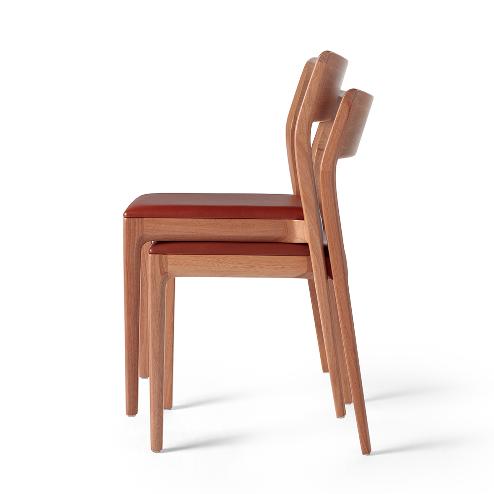 sossego-nina-stacked-uph